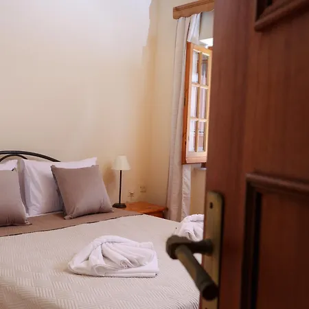 Nicky's Maisonette * Corfu (city)